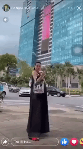 Hồ Ngọc Hà chính thức khoe bụng bầu vượt mặt ở những tháng cuối thai kỳ Hồ Ngọc Hà chính thức khoe bụng bầu vượt mặt ở những tháng cuối thai kỳ