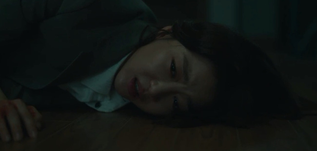 Hoa của quỷ tập 30: Fan khóc hết nước mắt khi Lee Jun Ki bị bắn vào đầu khi chưa kịp được minh oan tội giết người - 9 Hoa của quỷ tập 30: Fan khóc hết nước mắt khi Lee Jun Ki bị bắn vào đầu khi chưa kịp được minh oan tội giết người - 9