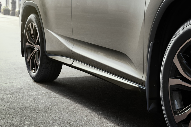 Lexus RX thêm phiên bản mới: Đẹp hơn để cạnh tranh Mercedes GLE - 3 Lexus RX thêm phiên bản mới: Đẹp hơn để cạnh tranh Mercedes GLE - 3