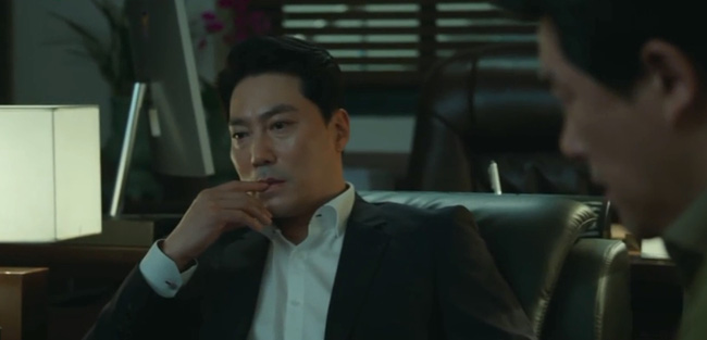 Hoa của quỷ tập 30: Fan khóc hết nước mắt khi Lee Jun Ki bị bắn vào đầu khi chưa kịp được minh oan tội giết người - 7 Hoa của quỷ tập 30: Fan khóc hết nước mắt khi Lee Jun Ki bị bắn vào đầu khi chưa kịp được minh oan tội giết người - 7