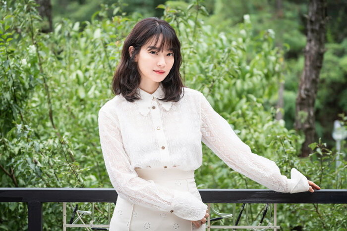 Shin Min Ah lần đầu công khai chia sẻ về bạn trai Kim Woo Bin sau 5 năm hẹn hò, tiết lộ tình trạng mối quan hệ hiện tại - 2 Shin Min Ah lần đầu công khai chia sẻ về bạn trai Kim Woo Bin sau 5 năm hẹn hò, tiết lộ tình trạng mối quan hệ hiện tại - 2