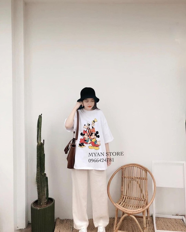 Lười mix đồ đến đâu thì bạn cũng mặc đẹp với áo phông tay lỡ, ăn diện đơn giản mà trông vẫn cá tính ra trò - 3 Lười mix đồ đến đâu thì bạn cũng mặc đẹp với áo phông tay lỡ, ăn diện đơn giản mà trông vẫn cá tính ra trò - 3