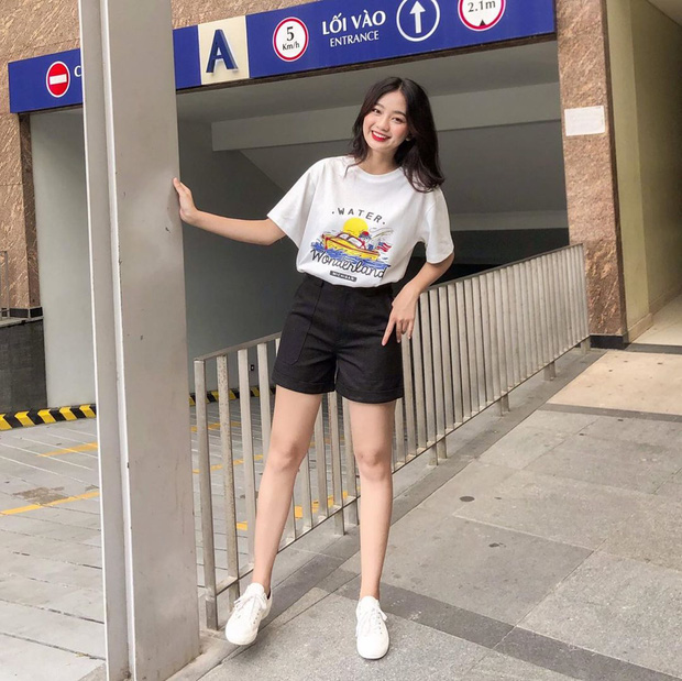 Lười mix đồ đến đâu thì bạn cũng mặc đẹp với áo phông tay lỡ, ăn diện đơn giản mà trông vẫn cá tính ra trò - 5 Lười mix đồ đến đâu thì bạn cũng mặc đẹp với áo phông tay lỡ, ăn diện đơn giản mà trông vẫn cá tính ra trò - 5
