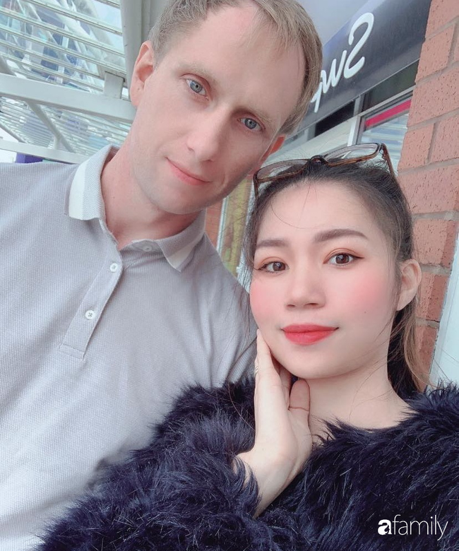 Cô gái Việt làm dâu Anh quốc, có 'năng lực' khiến mẹ chồng luôn 'về cùng phe' mỗi khi tranh cãi với chồng, 'lãi' hai bé con xinh như thiên thần - 3 Cô gái Việt làm dâu Anh quốc, có 'năng lực' khiến mẹ chồng luôn 'về cùng phe' mỗi khi tranh cãi với chồng, 'lãi' hai bé con xinh như thiên thần - 3