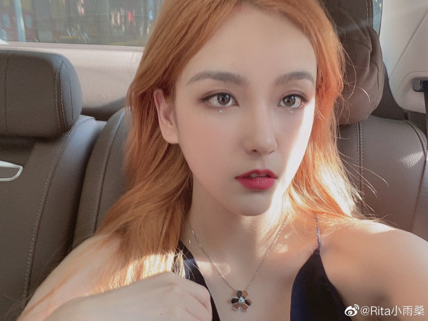 Để mặt mộc livestream vẫn xinh đẹp hút hồn, nữ streamer được fan donate cả trăm triệu - 6 Để mặt mộc livestream vẫn xinh đẹp hút hồn, nữ streamer được fan donate cả trăm triệu - 6