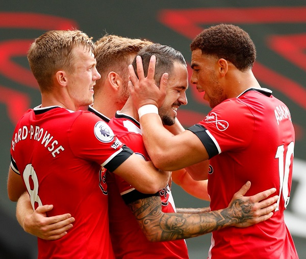 Kane kiến tạo 4 lần, Son Heung-min lập poker, Tottenham thắng tưng bừng trên sân khách Kane kiến tạo 4 lần, Son Heung-min lập poker, Tottenham thắng tưng bừng trên sân khách