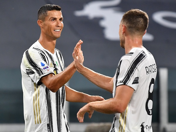 Ronaldo 'nổ súng', Juventus khởi đầu như mơ cùng tân HLV Pirlo - 1 Ronaldo 'nổ súng', Juventus khởi đầu như mơ cùng tân HLV Pirlo - 1