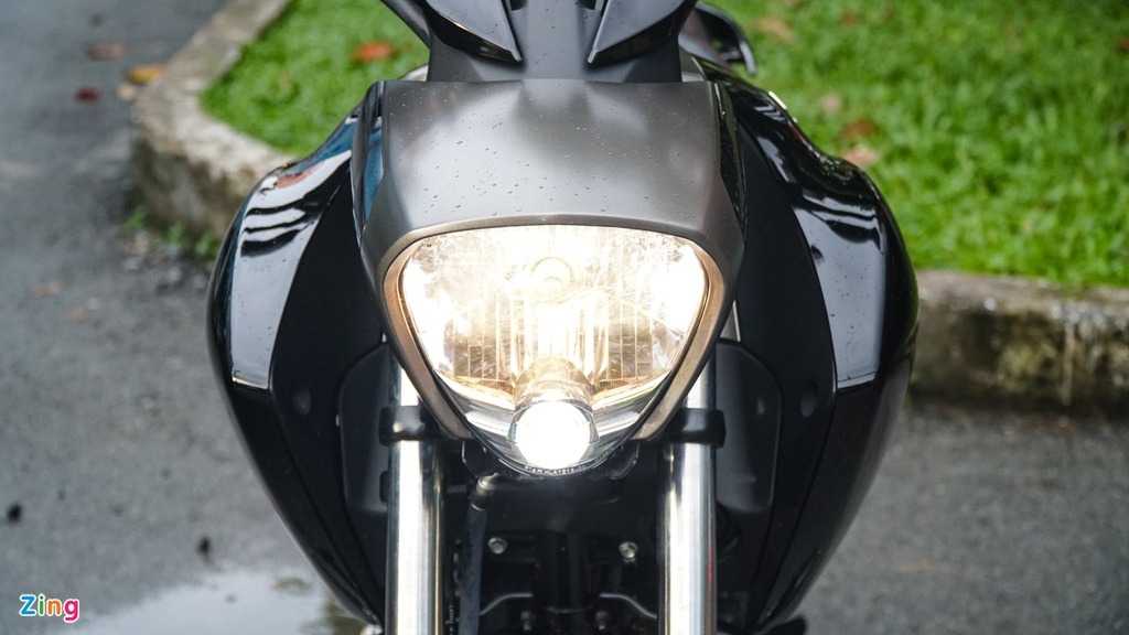 Suzuki Intruder 150 được ra mắt tại Việt Nam, giá 90 triệu đồng - 3 Suzuki Intruder 150 được ra mắt tại Việt Nam, giá 90 triệu đồng - 3