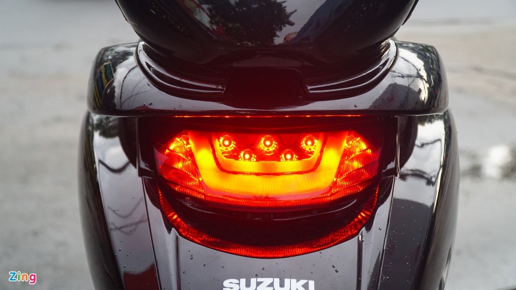 Suzuki Intruder 150 được ra mắt tại Việt Nam, giá 90 triệu đồng - 5 Suzuki Intruder 150 được ra mắt tại Việt Nam, giá 90 triệu đồng - 5