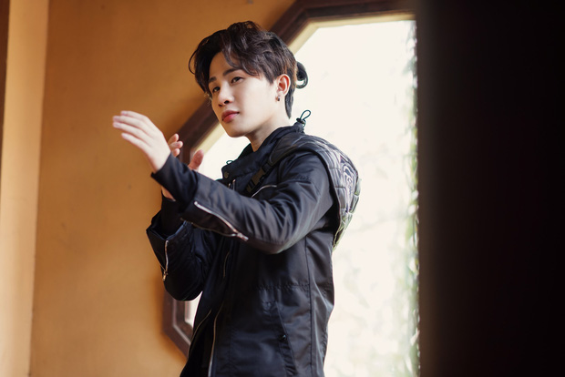 Jack tung MV comeback siêu hoành tráng, âm nhạc bắt tai khoe võ nghệ ấn tượng, nhưng thành tích công chiếu thế nào? - 1 Jack tung MV comeback siêu hoành tráng, âm nhạc bắt tai khoe võ nghệ ấn tượng, nhưng thành tích công chiếu thế nào? - 1