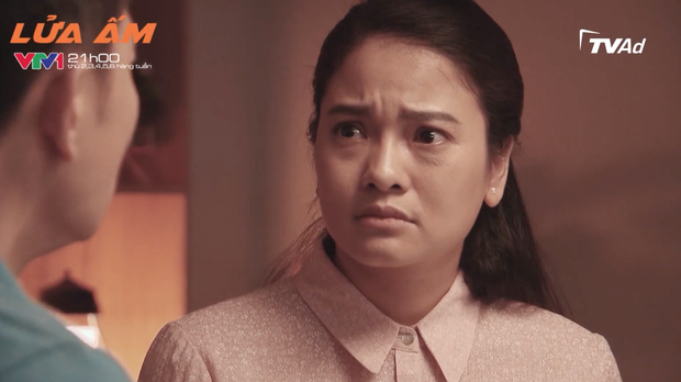 My Sói 'nhập' Thu Quỳnh, hóa 'tiểu tam' trơ trẽn trong trailer Lửa Ấm - 4 My Sói 'nhập' Thu Quỳnh, hóa 'tiểu tam' trơ trẽn trong trailer Lửa Ấm - 4