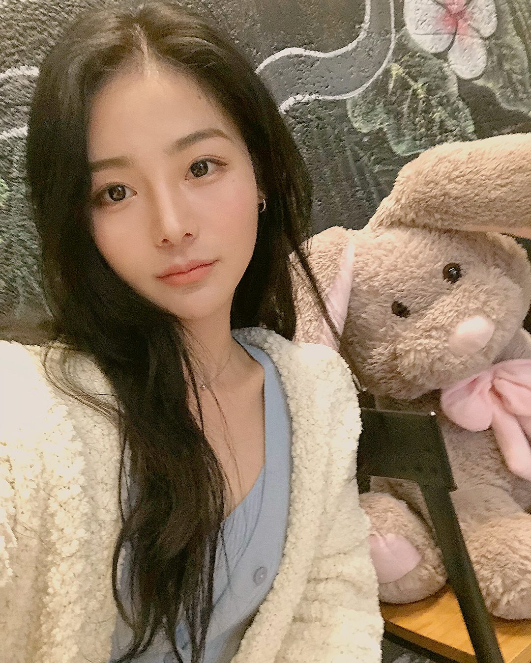 Nữ diễn viên đóng thế được khen lấn át cả Lưu Diệc Phi: Ngoài đời vừa xinh lại mặc đẹp, riêng có 1 điều mà "thần tiên tỷ tỷ" phải thua xa - 11 Nữ diễn viên đóng thế được khen lấn át cả Lưu Diệc Phi: Ngoài đời vừa xinh lại mặc đẹp, riêng có 1 điều mà "thần tiên tỷ tỷ" phải thua xa - 11