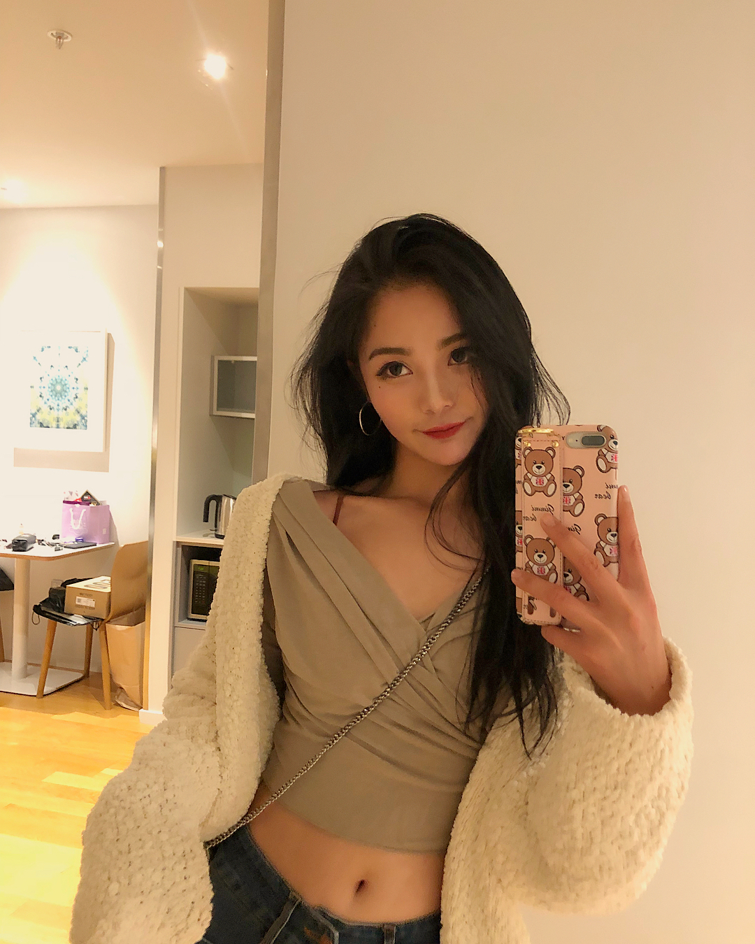 Nữ diễn viên đóng thế được khen lấn át cả Lưu Diệc Phi: Ngoài đời vừa xinh lại mặc đẹp, riêng có 1 điều mà "thần tiên tỷ tỷ" phải thua xa - 14 Nữ diễn viên đóng thế được khen lấn át cả Lưu Diệc Phi: Ngoài đời vừa xinh lại mặc đẹp, riêng có 1 điều mà "thần tiên tỷ tỷ" phải thua xa - 14