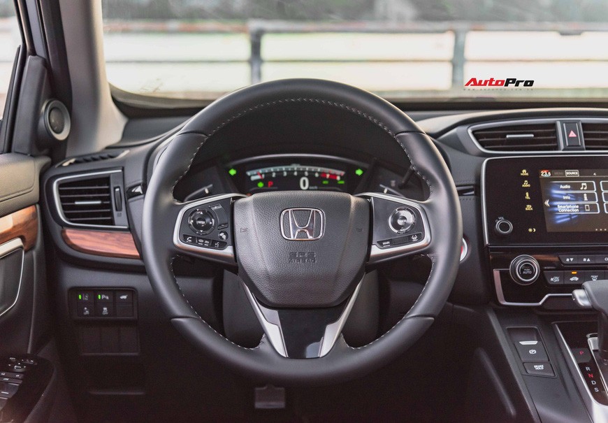 Đánh giá Honda CR-V 2020: Vẫn còn nhược điểm nhưng thêm ưu thế để giành lại ngôi vua doanh số từ Mazda CX-5 - 15 Đánh giá Honda CR-V 2020: Vẫn còn nhược điểm nhưng thêm ưu thế để giành lại ngôi vua doanh số từ Mazda CX-5 - 15