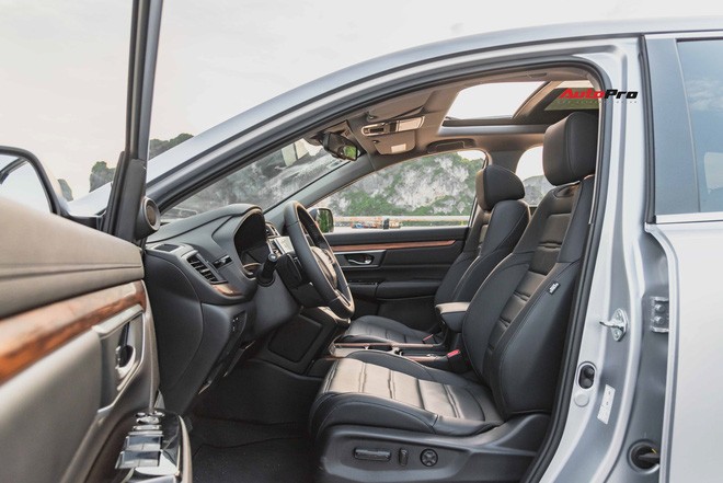 Đánh giá Honda CR-V 2020: Vẫn còn nhược điểm nhưng thêm ưu thế để giành lại ngôi vua doanh số từ Mazda CX-5 - 10 Đánh giá Honda CR-V 2020: Vẫn còn nhược điểm nhưng thêm ưu thế để giành lại ngôi vua doanh số từ Mazda CX-5 - 10