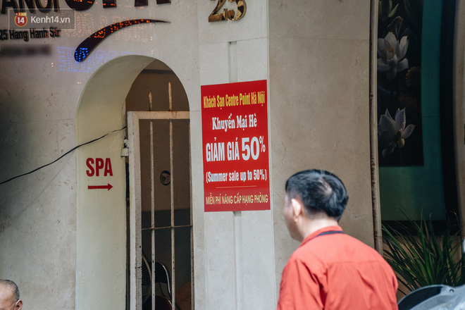 Hàng loạt khách sạn phố cổ Hà Nội đóng cửa nhiều tháng trời, có nơi rao bán 69 tỷ đồng - 8 Hàng loạt khách sạn phố cổ Hà Nội đóng cửa nhiều tháng trời, có nơi rao bán 69 tỷ đồng - 8
