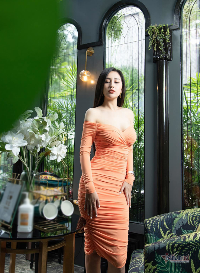 Mai Phương Thuý: 'Hoa hậu thì không được gợi cảm?' - 4 Mai Phương Thuý: 'Hoa hậu thì không được gợi cảm?' - 4