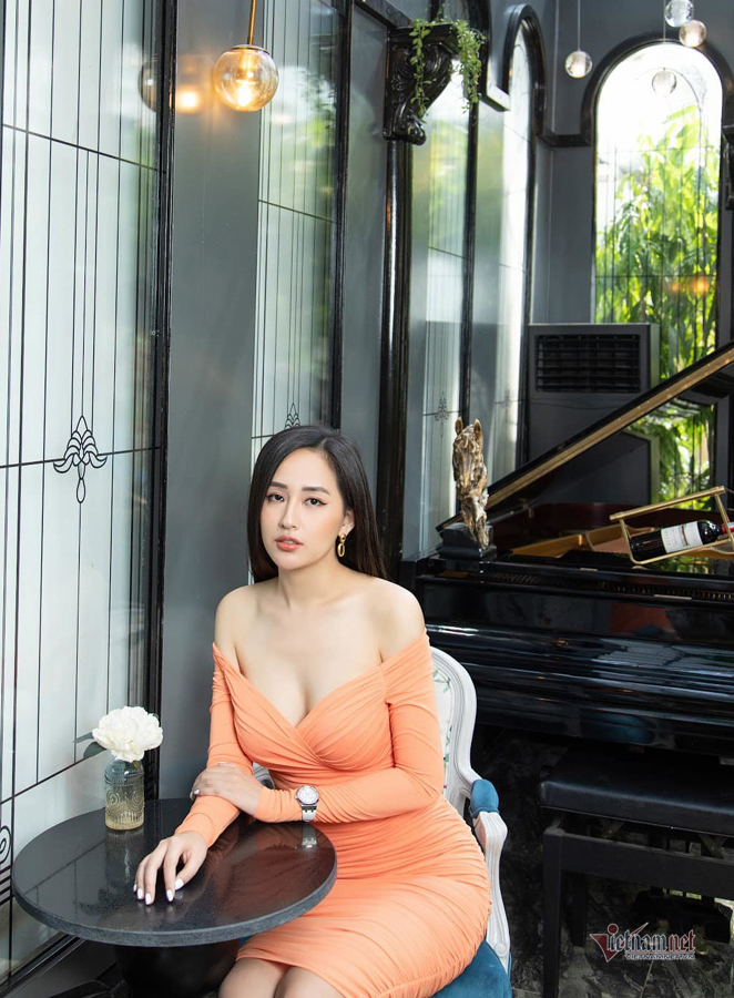 Mai Phương Thuý: 'Hoa hậu thì không được gợi cảm?' - 8 Mai Phương Thuý: 'Hoa hậu thì không được gợi cảm?' - 8
