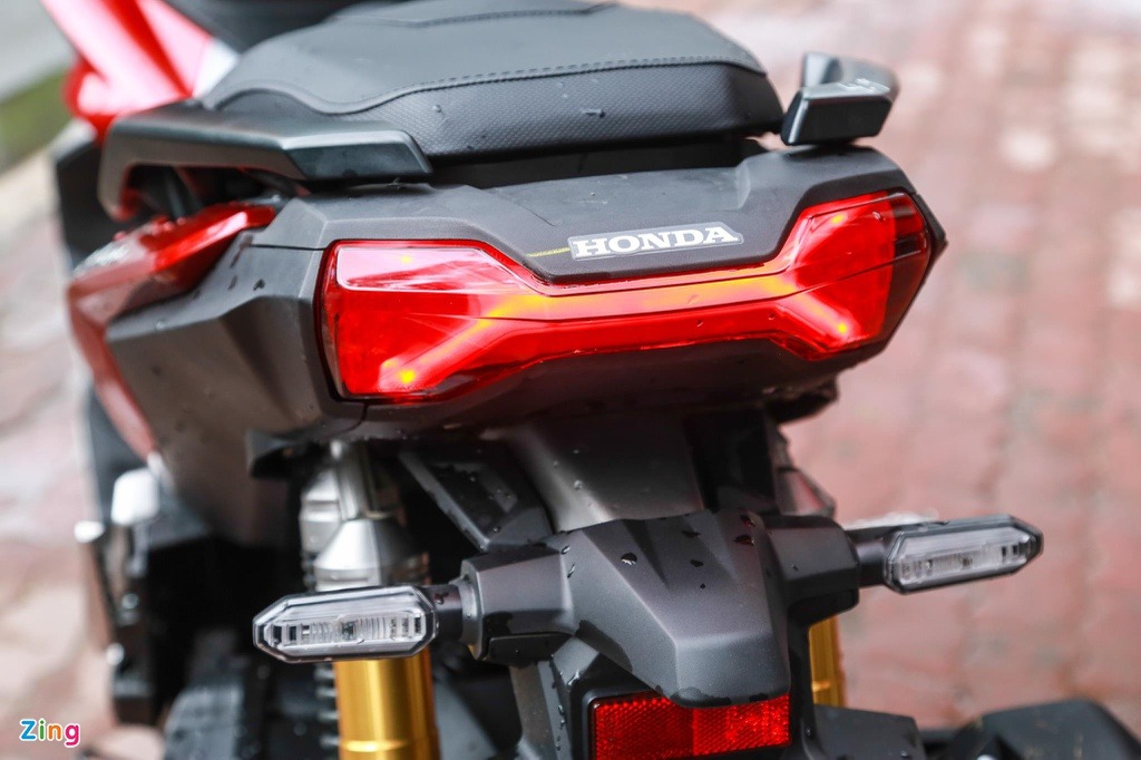 Lựa chọn xe máy 150 cc trong tầm giá 80-90 triệu đồng - 2 Lựa chọn xe máy 150 cc trong tầm giá 80-90 triệu đồng - 2