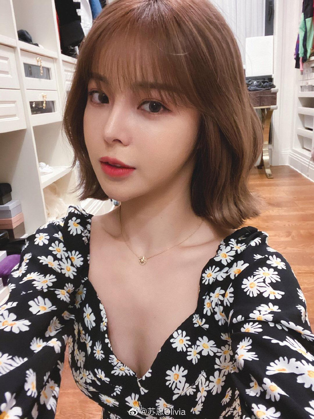 Vô tình để lộ ngực trên sóng trực tiếp, nữ streamer có 3,5 triệu người theo dõi bị khoá kênh ngay lập tức - 6 Vô tình để lộ ngực trên sóng trực tiếp, nữ streamer có 3,5 triệu người theo dõi bị khoá kênh ngay lập tức - 6