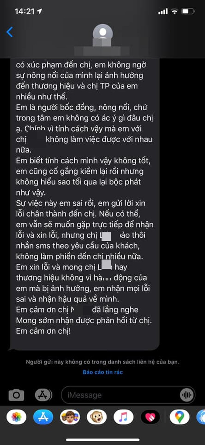 Một hãng thời trang cao cấp Hà Nội bị tố xử tệ với khách: Admin trả treo 'Giảm 70% chưa đủ rẻ?', đuổi khách 'ngủ đi cho sớm', quà xin lỗi là bánh trung thu kèm giấy ăn vò nát và tóc - 7 Một hãng thời trang cao cấp Hà Nội bị tố xử tệ với khách: Admin trả treo 'Giảm 70% chưa đủ rẻ?', đuổi khách 'ngủ đi cho sớm', quà xin lỗi là bánh trung thu kèm giấy ăn vò nát và tóc - 7