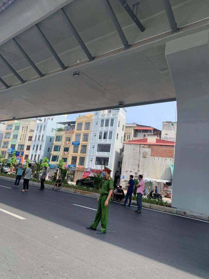 Vụ 4 thanh niên náo loạn đường Trường Chinh: Công an đã bắt cả nhóm đối tượng ra dựng lại hiện trường Vụ 4 thanh niên náo loạn đường Trường Chinh: Công an đã bắt cả nhóm đối tượng ra dựng lại hiện trường
