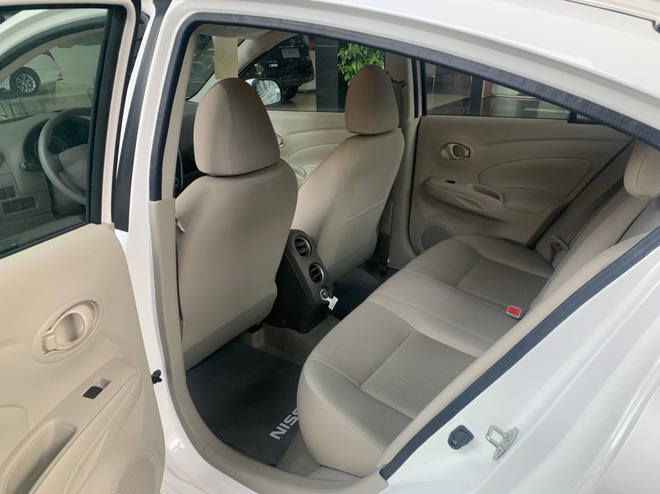Đại lý ồ ạt xả kho Nissan Sunny với mức giảm kỷ lục: Giá từ 355 triệu đồng, thấp chưa từng thấy, ngang ngửa Kia Morning - 5 Đại lý ồ ạt xả kho Nissan Sunny với mức giảm kỷ lục: Giá từ 355 triệu đồng, thấp chưa từng thấy, ngang ngửa Kia Morning - 5