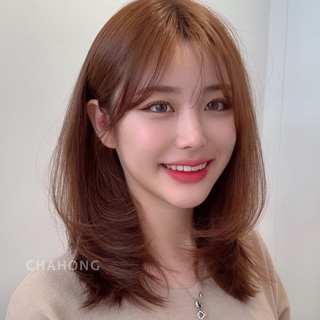 'Ướm' thử kiểu tóc layer dài qua vai, các nàng sẽ thời thượng hẳn lên, ai nhìn cũng tấm tắc - 3 'Ướm' thử kiểu tóc layer dài qua vai, các nàng sẽ thời thượng hẳn lên, ai nhìn cũng tấm tắc - 3