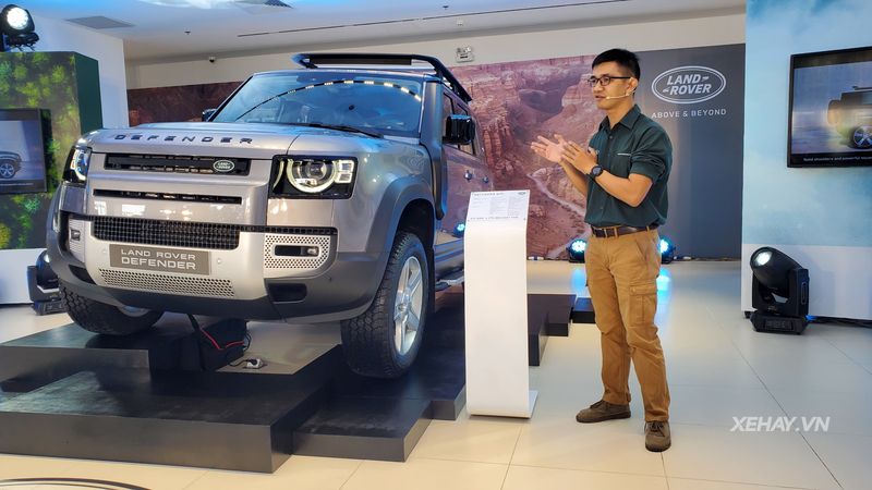 Land Rover Defender hoàn toàn mới đã có mặt tại thủ đô Hà Nội Land Rover Defender hoàn toàn mới đã có mặt tại thủ đô Hà Nội