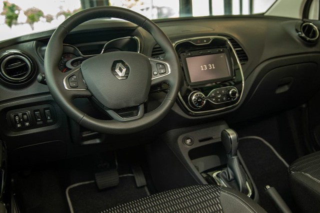 Chi tiết Renault Kaptur tại Việt Nam: Giá 800 triệu, trang bị 'hụt hơi' so với Kia Seltos nhưng kích thước gây chú ý - 9 Chi tiết Renault Kaptur tại Việt Nam: Giá 800 triệu, trang bị 'hụt hơi' so với Kia Seltos nhưng kích thước gây chú ý - 9
