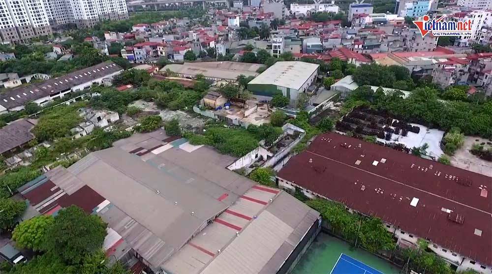 Video ảnh: Bên trong khu ‘đất vàng' đường sắt ở Hà Nội bị đề nghị cưỡng chế thuế - 4 Video ảnh: Bên trong khu ‘đất vàng' đường sắt ở Hà Nội bị đề nghị cưỡng chế thuế - 4