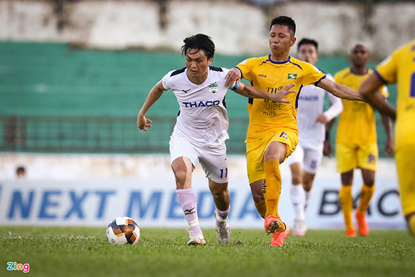 HAGL đưa HLV Lee Tae-hoon làm GĐKT, bổ nhiệm cùng lúc 2 HLV trưởng HAGL đưa HLV Lee Tae-hoon làm GĐKT, bổ nhiệm cùng lúc 2 HLV trưởng