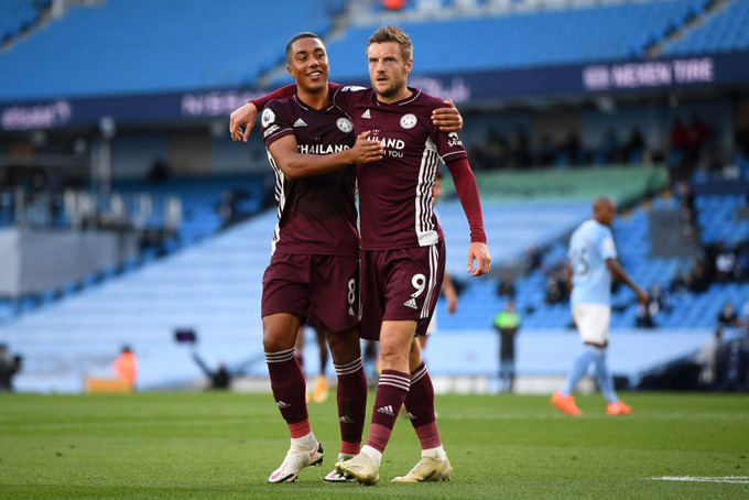 Vardy lập hattrick, Leicester có chiến thắng lịch sử 5-2 trước Man City - 1 Vardy lập hattrick, Leicester có chiến thắng lịch sử 5-2 trước Man City - 1