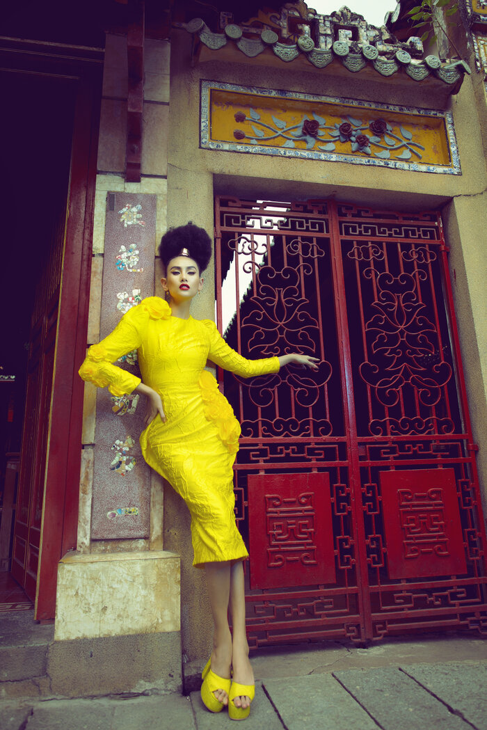 Đọ sắc cùng Hoa hậu Tiểu Vy và Võ Hoàng Yến, Giáng My khoe nhan sắc trẻ đẹp khó tin ở tuổi 49 - 10 Đọ sắc cùng Hoa hậu Tiểu Vy và Võ Hoàng Yến, Giáng My khoe nhan sắc trẻ đẹp khó tin ở tuổi 49 - 10