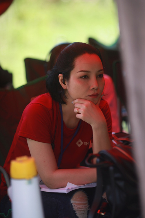 Đạo diễn 'Kiều' khiến cộng đồng "sôi máu" với phản hồi vụ lùm xùm teaser: Chữ Hán và Nôm giống nhau, lại còn là phim thuần Việt? - 1 Đạo diễn 'Kiều' khiến cộng đồng "sôi máu" với phản hồi vụ lùm xùm teaser: Chữ Hán và Nôm giống nhau, lại còn là phim thuần Việt? - 1