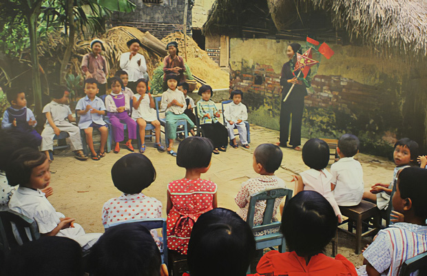 Chùm ảnh quý về thời học sinh 50 năm trước của ông cha ta: Khi chưa có công nghệ, niềm vui thật trọn vẹn - 9 Chùm ảnh quý về thời học sinh 50 năm trước của ông cha ta: Khi chưa có công nghệ, niềm vui thật trọn vẹn - 9