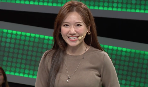 Bị 'cà khịa' khả năng nói tiếng Việt, Hari Won phản pháo cực gắt, 'dằn mặt' Lê Dương Bảo Lâm trên sóng truyền hình - 3 Bị 'cà khịa' khả năng nói tiếng Việt, Hari Won phản pháo cực gắt, 'dằn mặt' Lê Dương Bảo Lâm trên sóng truyền hình - 3