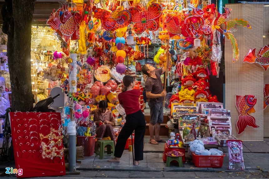 Ảnh: Tìm về Trung Thu tuổi thơ ở phố cổ Hà Nội - 1 Ảnh: Tìm về Trung Thu tuổi thơ ở phố cổ Hà Nội - 1