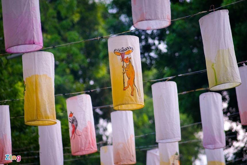 Ảnh: Tìm về Trung Thu tuổi thơ ở phố cổ Hà Nội - 15 Ảnh: Tìm về Trung Thu tuổi thơ ở phố cổ Hà Nội - 15
