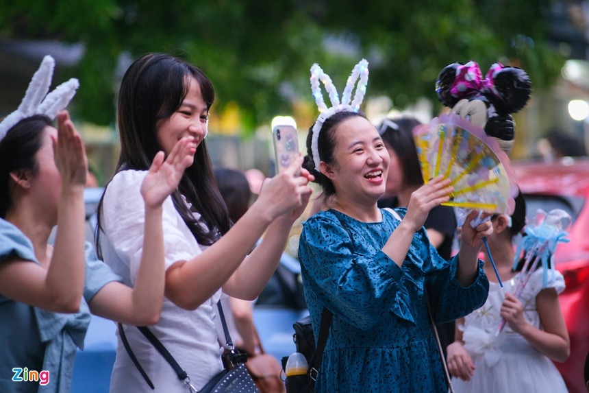 Ảnh: Tìm về Trung Thu tuổi thơ ở phố cổ Hà Nội - 20 Ảnh: Tìm về Trung Thu tuổi thơ ở phố cổ Hà Nội - 20