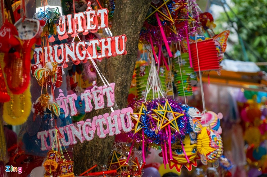 Ảnh: Tìm về Trung Thu tuổi thơ ở phố cổ Hà Nội - 6 Ảnh: Tìm về Trung Thu tuổi thơ ở phố cổ Hà Nội - 6
