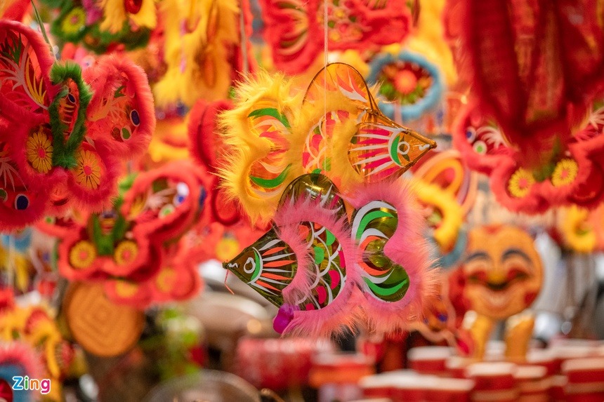 Ảnh: Tìm về Trung Thu tuổi thơ ở phố cổ Hà Nội - 8 Ảnh: Tìm về Trung Thu tuổi thơ ở phố cổ Hà Nội - 8