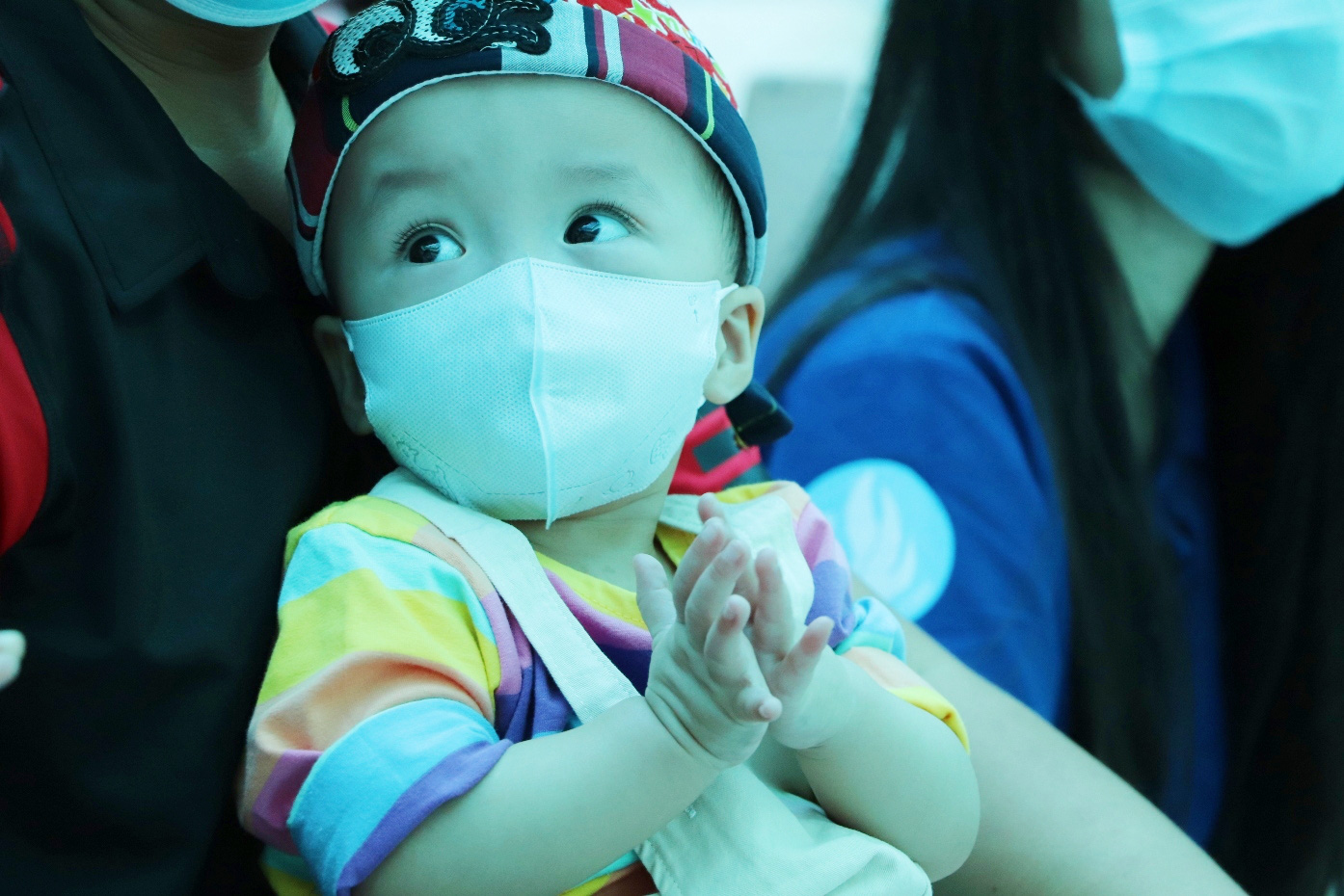 Chị em Trúc Nhi - Diệu Nhi đón Trung thu cùng các bạn trong bệnh viện, khuôn mặt rạng ngời hạnh phúc - 1 Chị em Trúc Nhi - Diệu Nhi đón Trung thu cùng các bạn trong bệnh viện, khuôn mặt rạng ngời hạnh phúc - 1