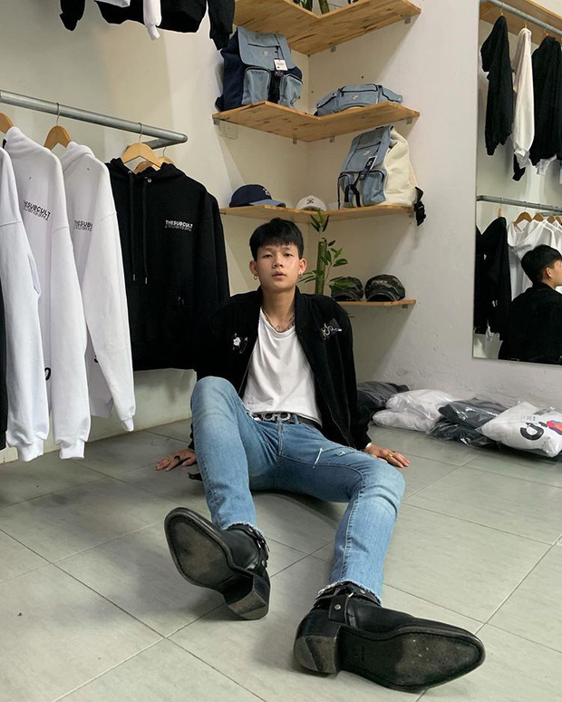 Eric Nguyễn và Hải Yến - couple 'chị ơi anh yêu em' đã đính hôn, đang hot trên MXH là ai? - 4 Eric Nguyễn và Hải Yến - couple 'chị ơi anh yêu em' đã đính hôn, đang hot trên MXH là ai? - 4