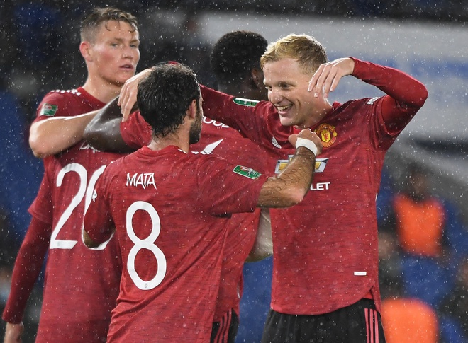 MU vào tứ kết League Cup sau trận thắng 3-0 - 2
