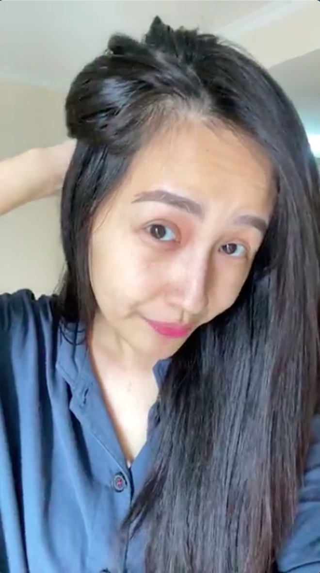Mỹ nhân Vbiz tự 'bóc trần' khuyết điểm: Hoà Minzy gây sốc với mặt mụn chi chít, Mai Phương Thuý như người khác với 0% make up - 18 Mỹ nhân Vbiz tự 'bóc trần' khuyết điểm: Hoà Minzy gây sốc với mặt mụn chi chít, Mai Phương Thuý như người khác với 0% make up - 18