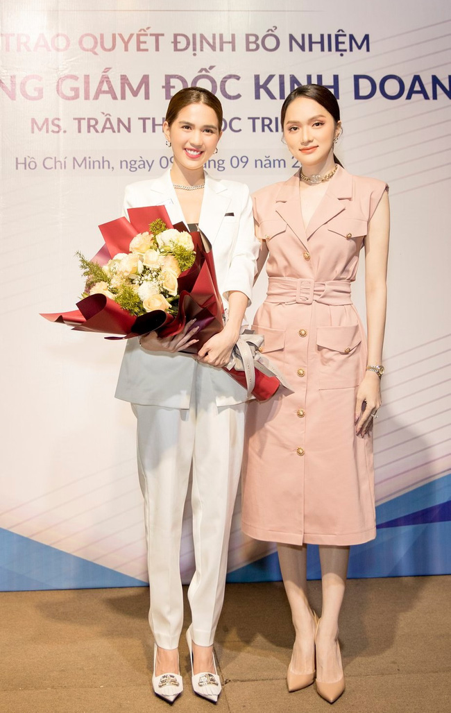 Ngọc Trinh và những lần vung tiền không tiếc tay vì bạn bè: Cho NTK Đỗ Long tiền mua nhà, tặng Chi Pu quà gì mà lên đến cả trăm triệu đồng? - 5 Ngọc Trinh và những lần vung tiền không tiếc tay vì bạn bè: Cho NTK Đỗ Long tiền mua nhà, tặng Chi Pu quà gì mà lên đến cả trăm triệu đồng? - 5
