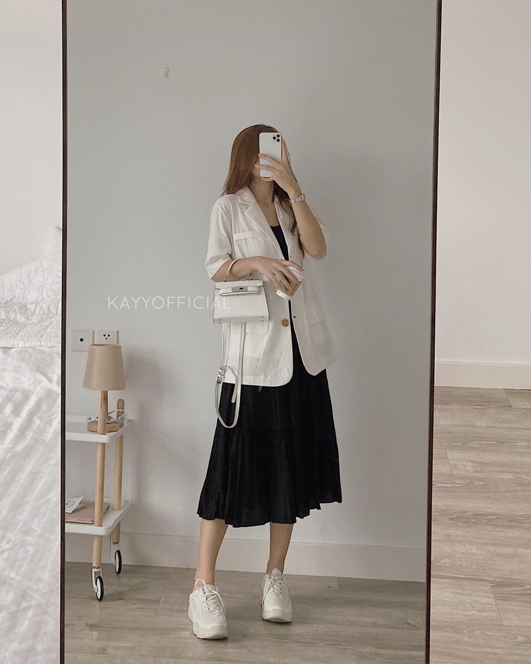 6 chiêu mix đồ siêu xinh với chân váy dài kèm địa chỉ mua để chị em tậu ngay và luôn - 11 6 chiêu mix đồ siêu xinh với chân váy dài kèm địa chỉ mua để chị em tậu ngay và luôn - 11