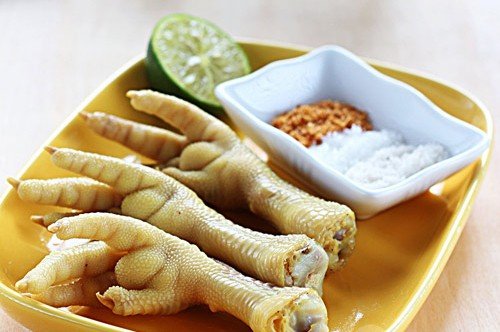 Muốn trẻ lâu hãy ăn chân gà Muốn trẻ lâu hãy ăn chân gà
