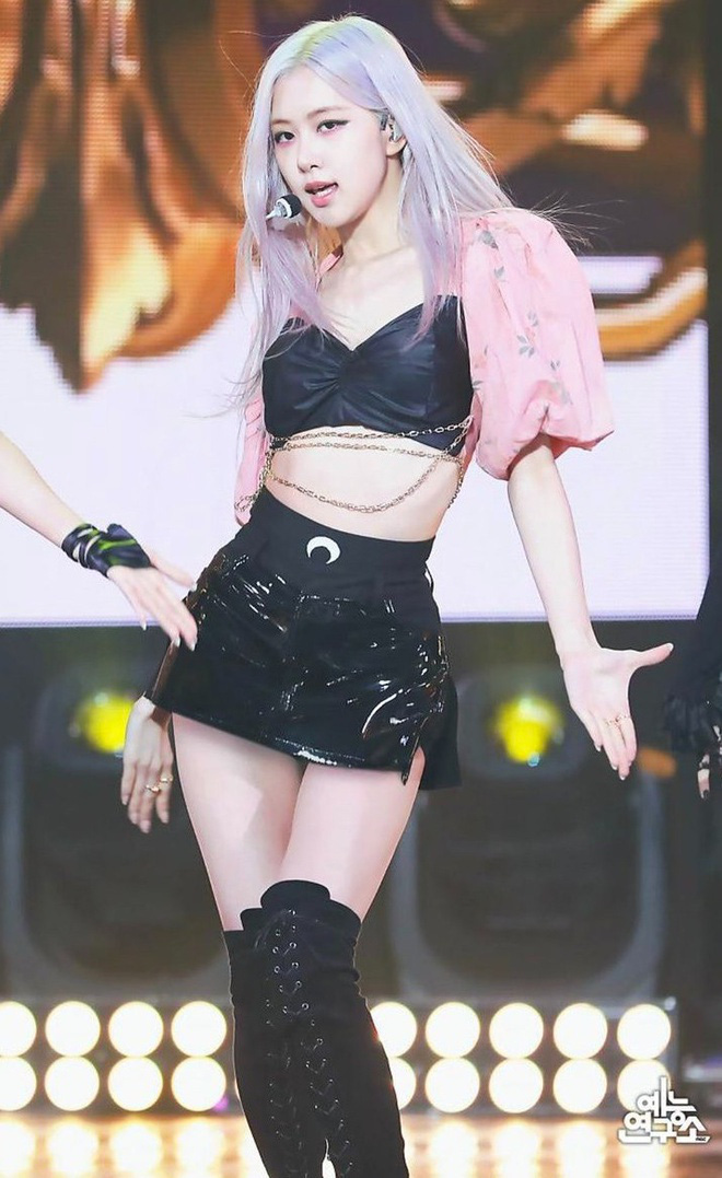 Nhìn vào BLACKPINK và TWICE để hiểu một điều: Không phải cứ 'vui tay' cắt hàng hiệu là sẽ chất lừ và xinh đẹp điên đảo đâu nhé! - 2 Nhìn vào BLACKPINK và TWICE để hiểu một điều: Không phải cứ 'vui tay' cắt hàng hiệu là sẽ chất lừ và xinh đẹp điên đảo đâu nhé! - 2